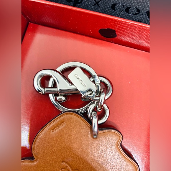 Boxed Coach Disney Minnie mouse Leather keychain In Pink - Picture 3 of 5